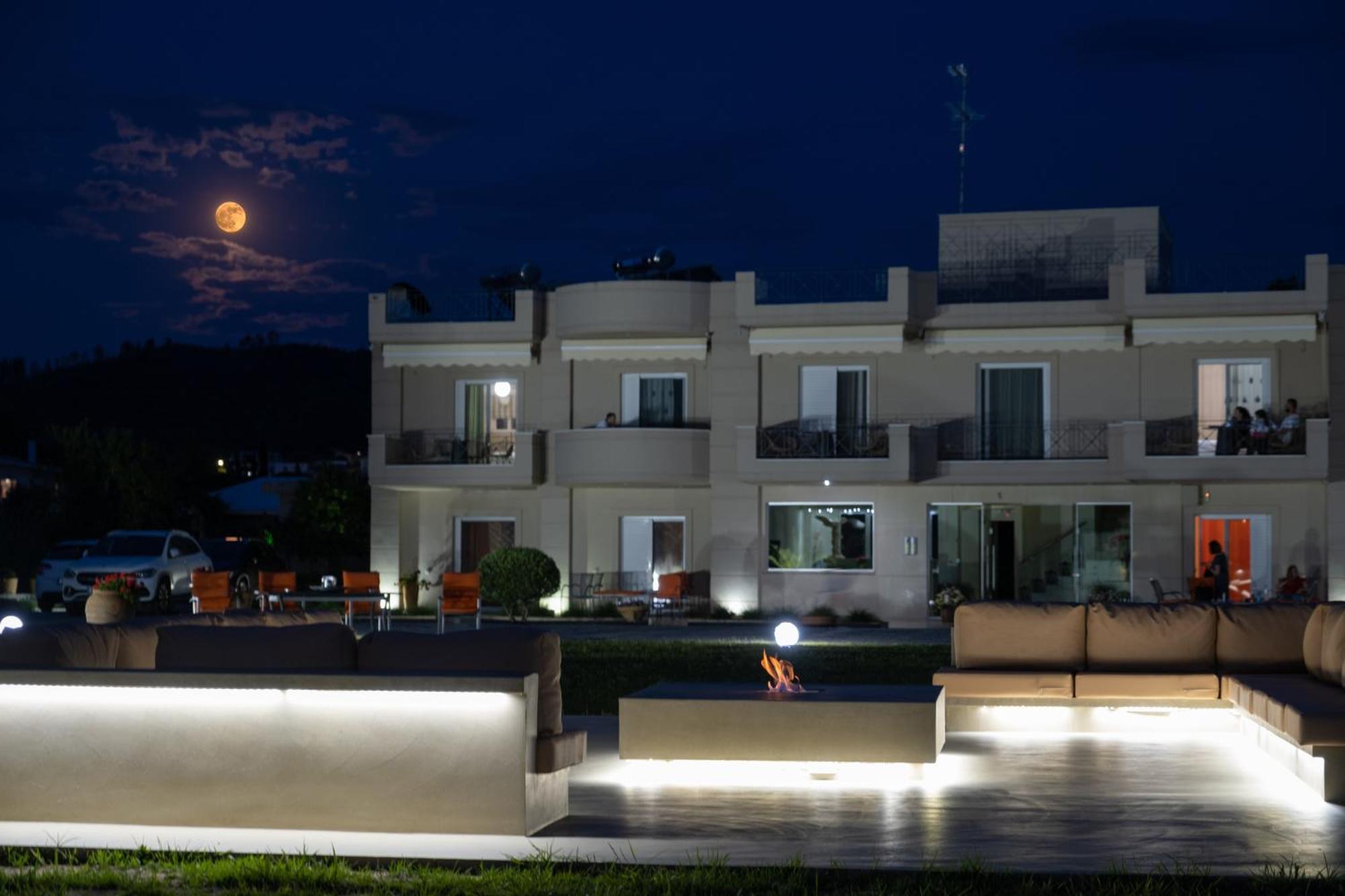 Apolonio Pefki Evia Aparthotel Buitenkant foto