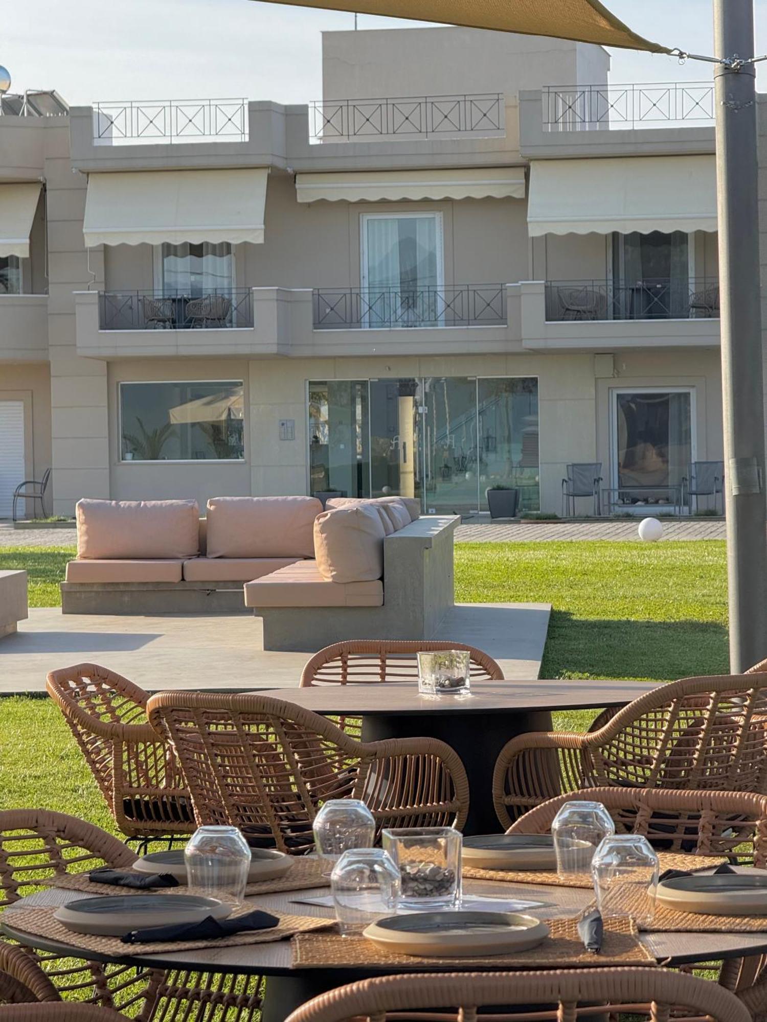 Apolonio Pefki Evia Aparthotel Buitenkant foto